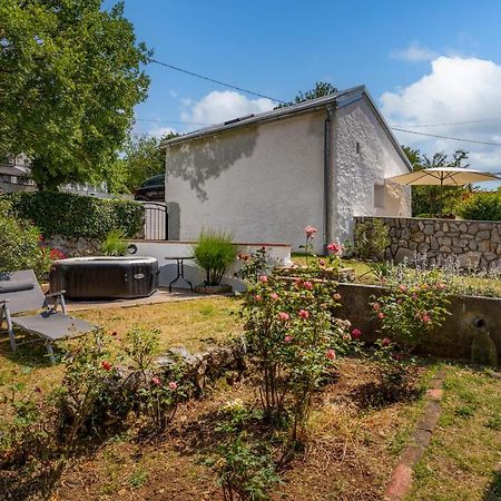 Charming Studio With Hot Tube, Terrace, Barbecue And Garden Kraljevica Εξωτερικό φωτογραφία