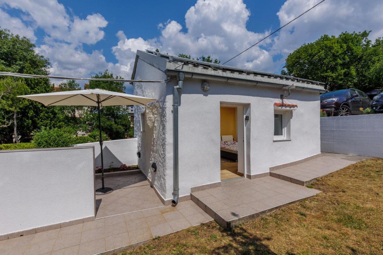 Charming Studio With Hot Tube, Terrace, Barbecue And Garden Kraljevica Εξωτερικό φωτογραφία
