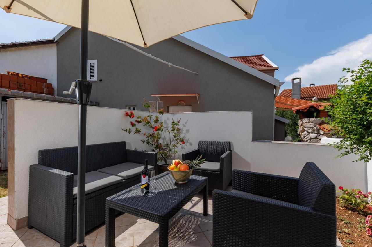 Charming Studio With Hot Tube, Terrace, Barbecue And Garden Kraljevica Εξωτερικό φωτογραφία