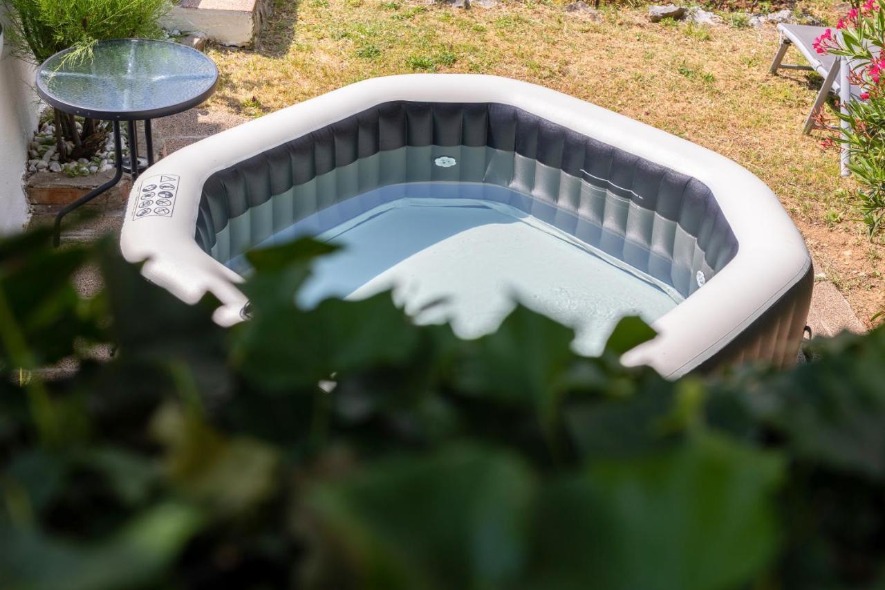 Charming Studio With Hot Tube, Terrace, Barbecue And Garden Kraljevica Εξωτερικό φωτογραφία