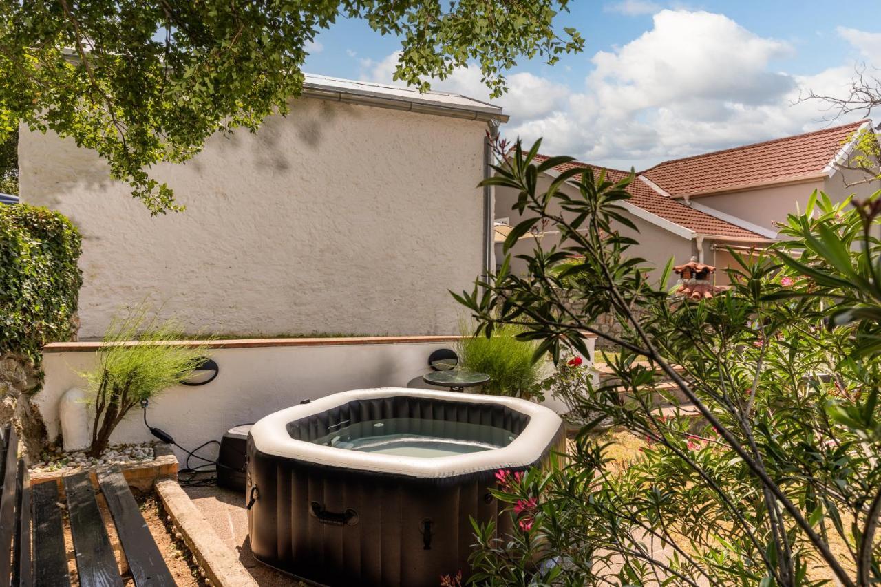 Charming Studio With Hot Tube, Terrace, Barbecue And Garden Kraljevica Εξωτερικό φωτογραφία
